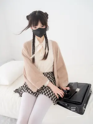 一只喵喵梓 肉丝
