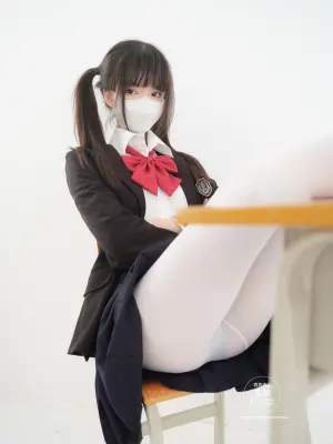 一只喵喵梓 肉丝