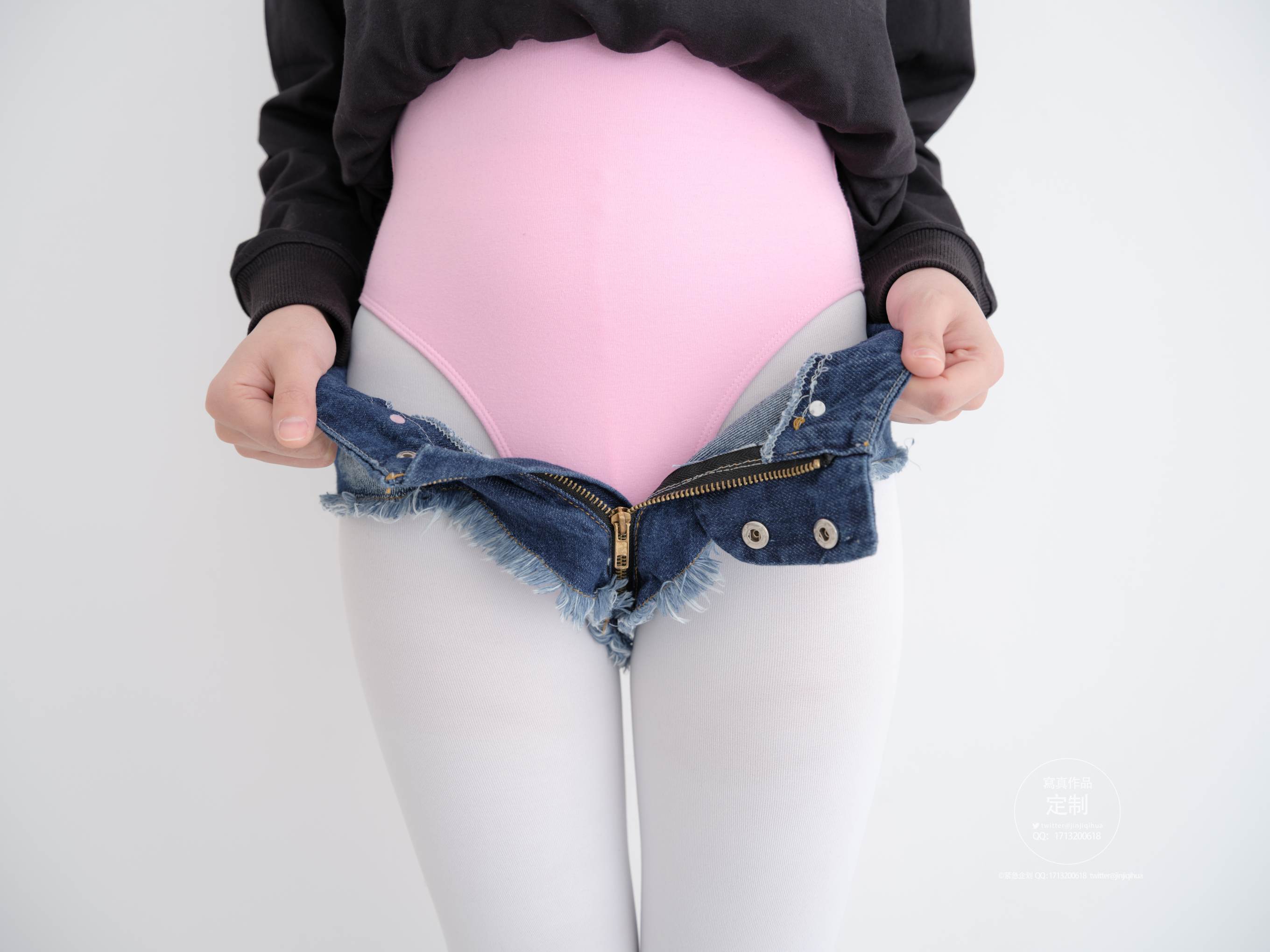 紧急企划-#ex-001 见希w 白丝牛仔裤 [79P1V-2.8GB]