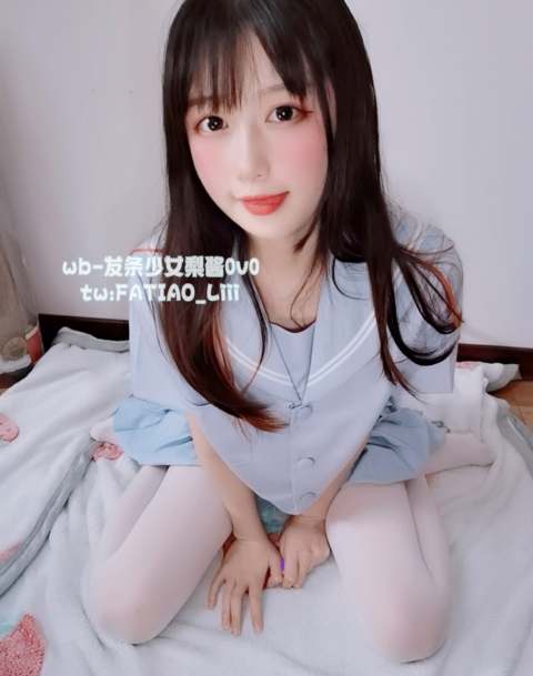 迷之呆梨(发条少女)-自撮り写真 20.1 水蓝白丝开档 jk [41P3V-121MB]