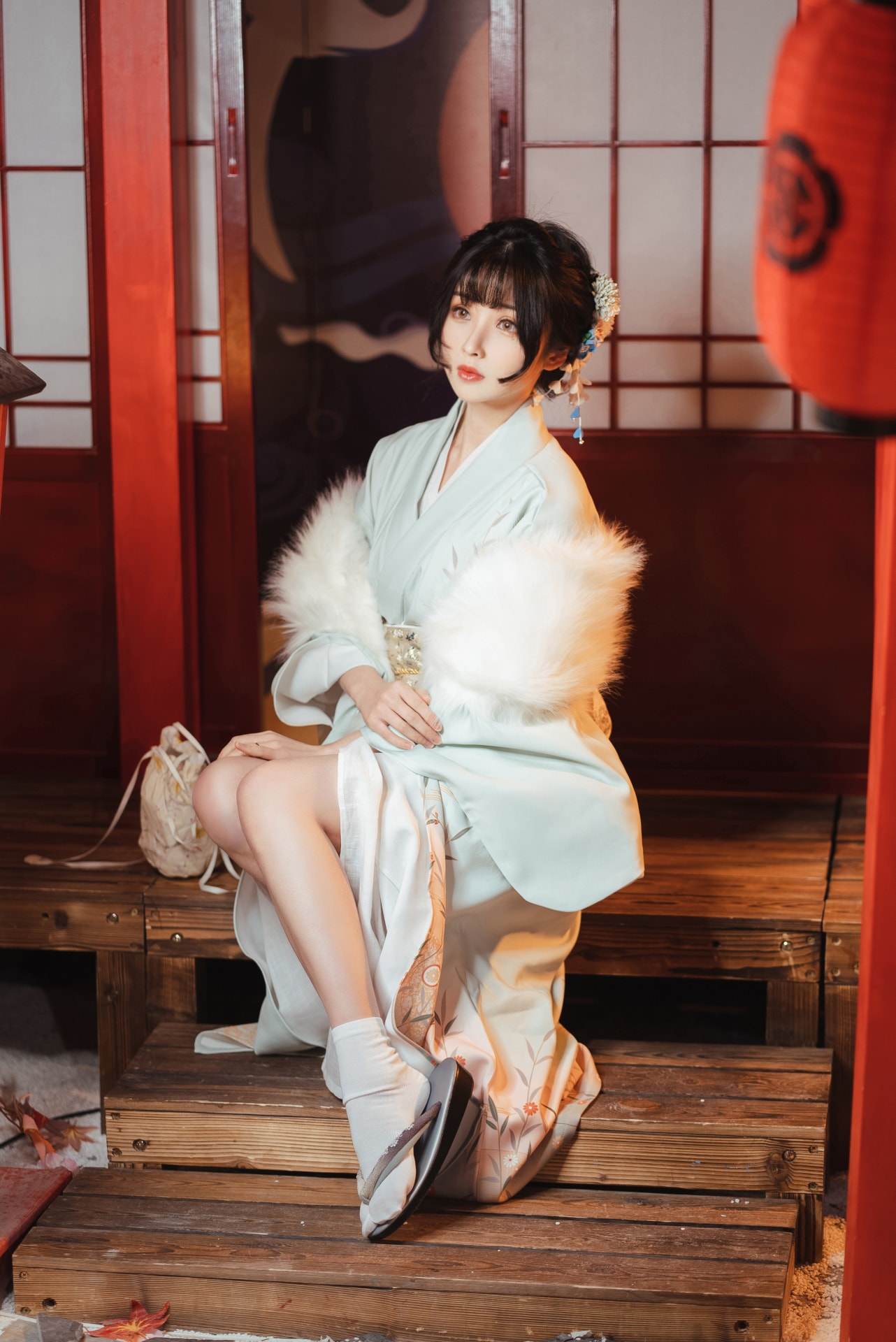 rioko凉凉子-《年上の韵》温泉旅行 [39P6V-512MB]