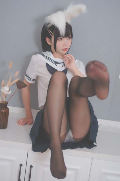 面饼仙儿-面饼兔耳jk [17P-170MB]