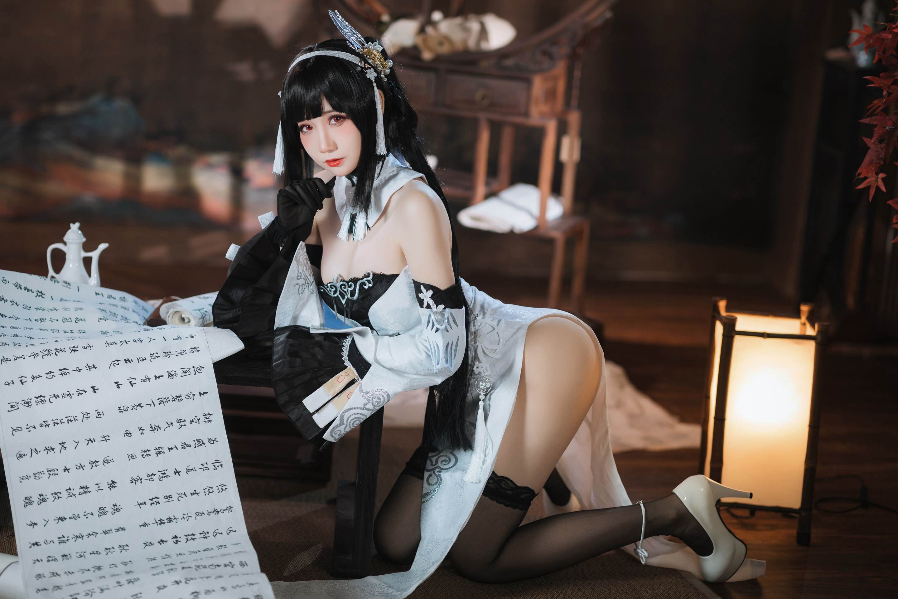 焖焖碳-碧蓝航线 鎮海 白黑礼服 [23P-182MB]