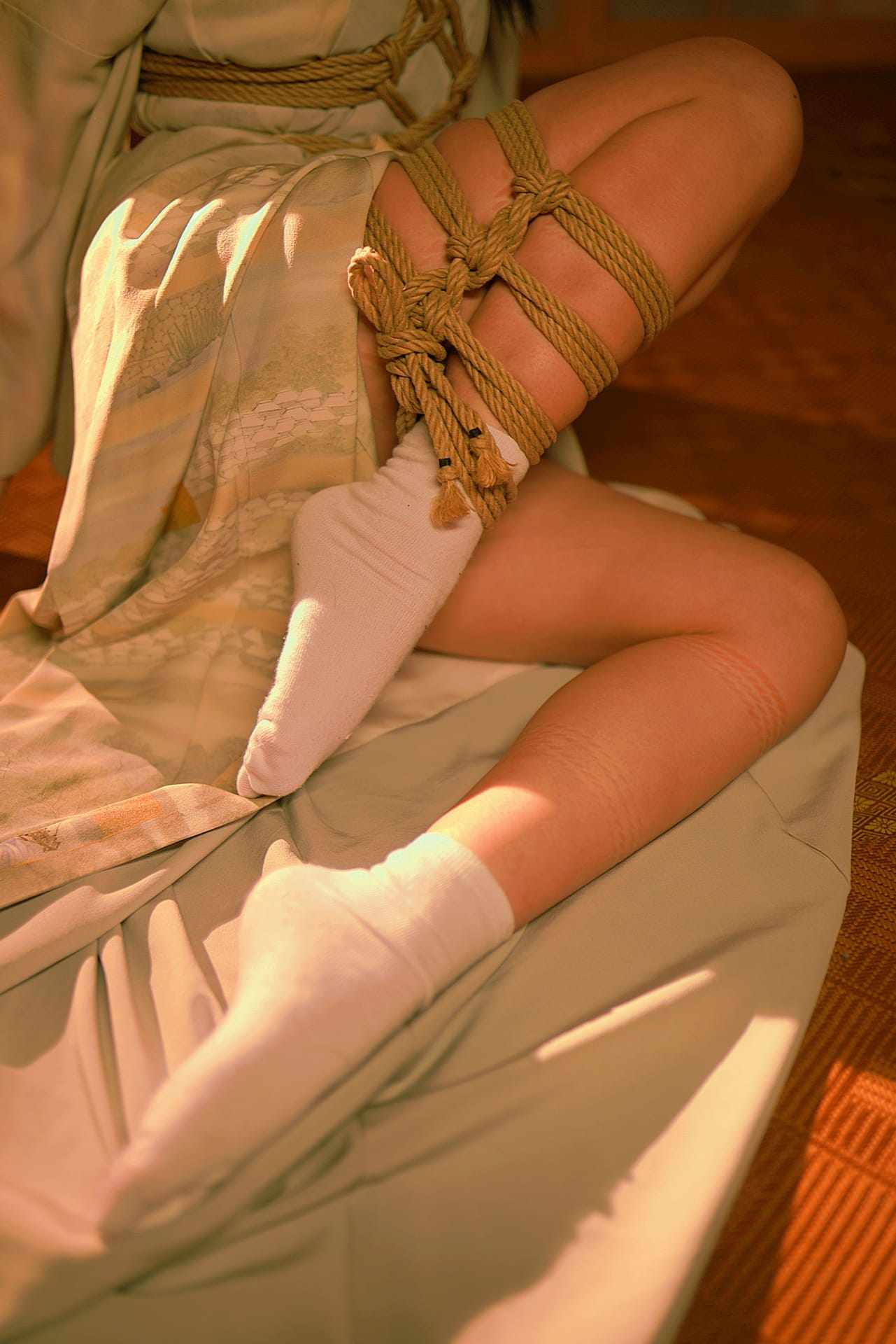 花铃Hana-和服绳 [23P-199MB]