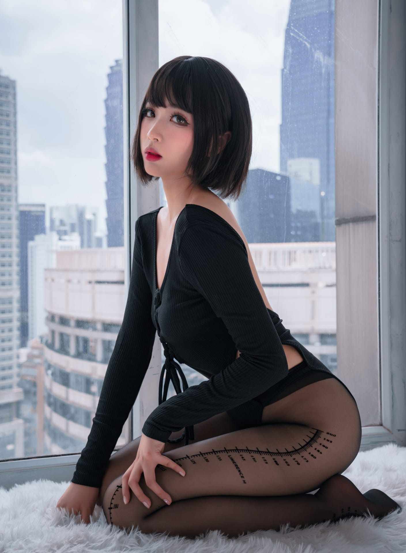 轩萧学姐-量个腰围[32P-50MB]