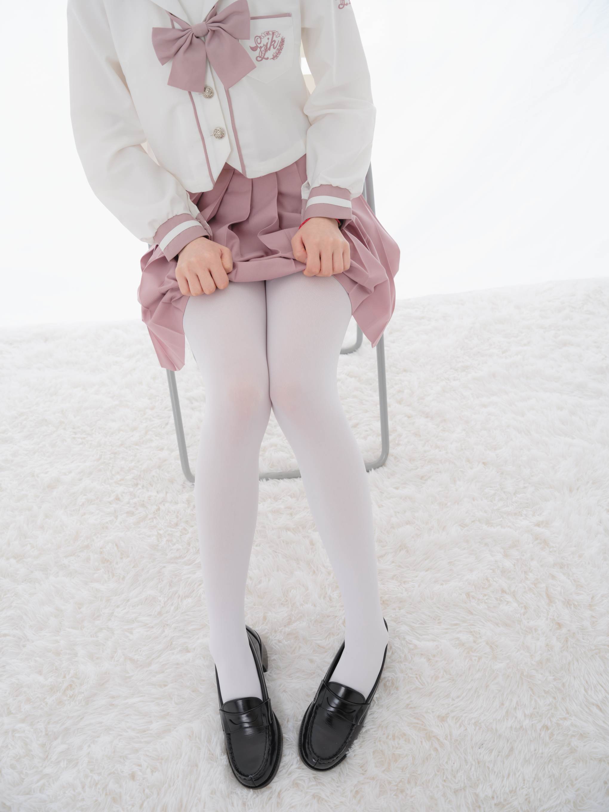 紧急企划-内部006 白丝jk 一亿像素 [84P1V-4.90GB]