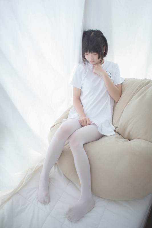 VOL.003 赤汐 白丝 [40P-232MB]