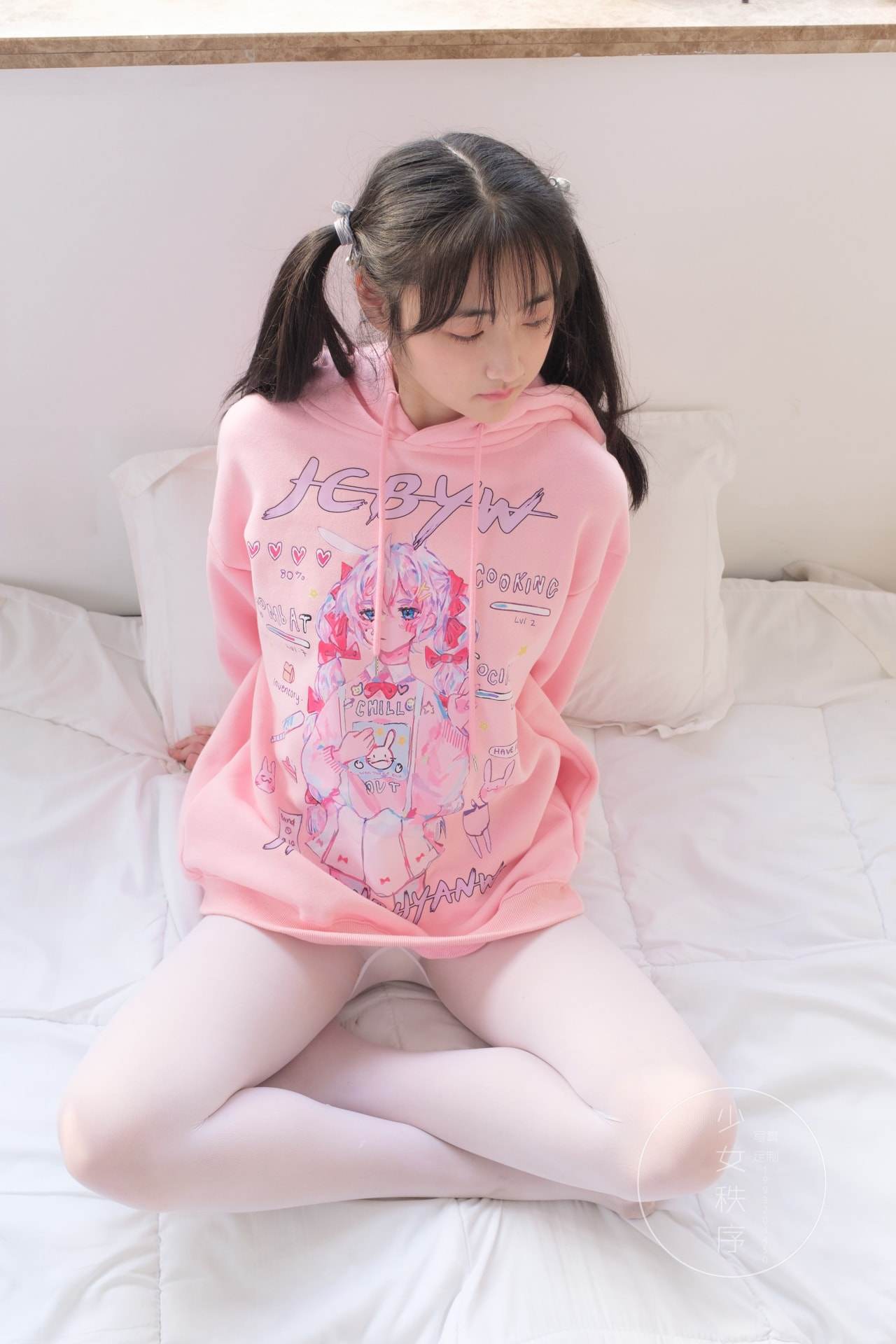 少女秩序-VOL.020 木梨子 白丝裸足 [68P-557MB]