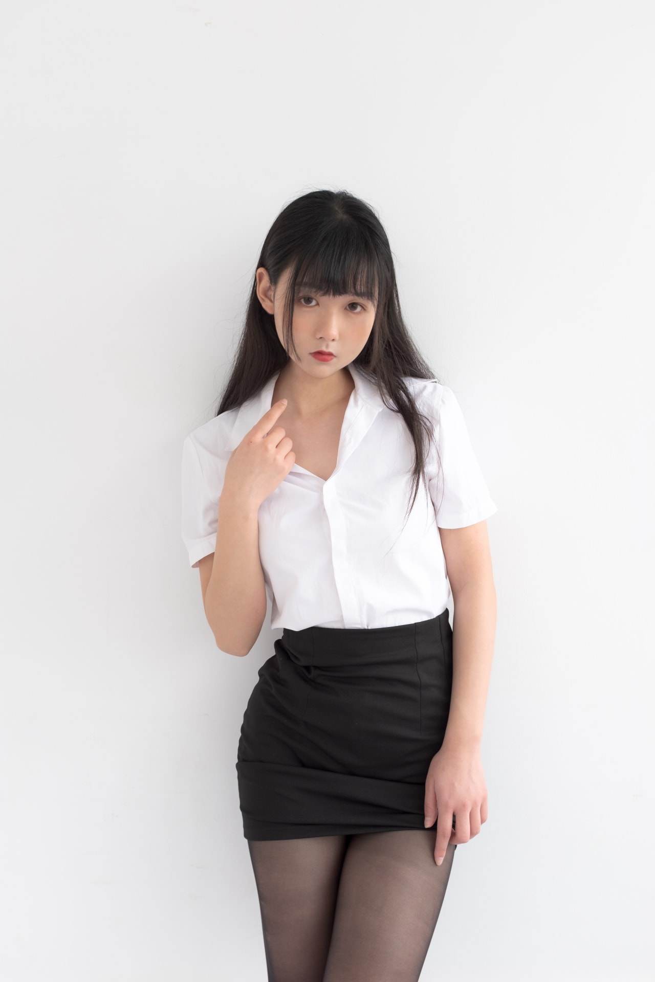 少女秩序-ex08 燕麦 黑丝 海南旅拍 [60P-866MB]