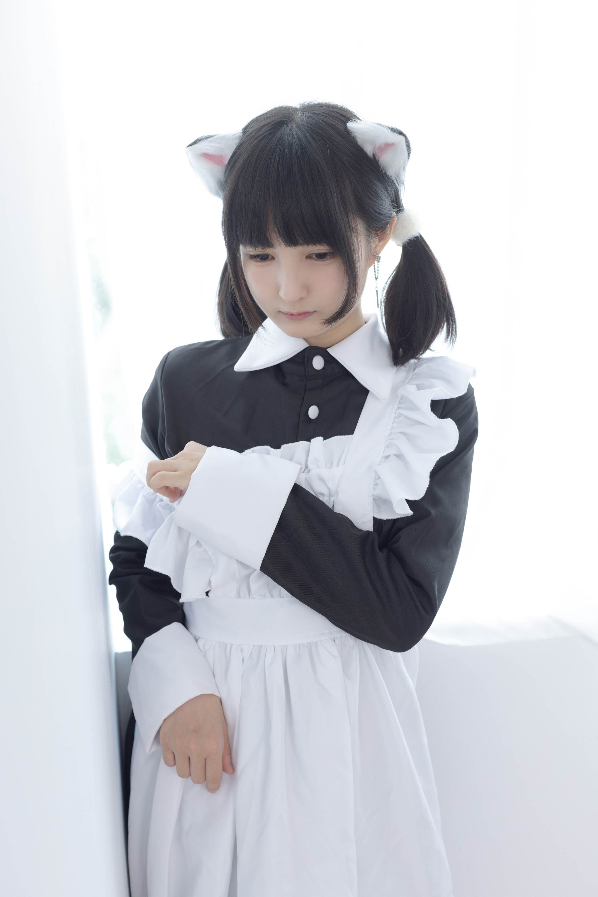 少女秩序-gr06L 小葵 白丝女仆 [65P-877MB]