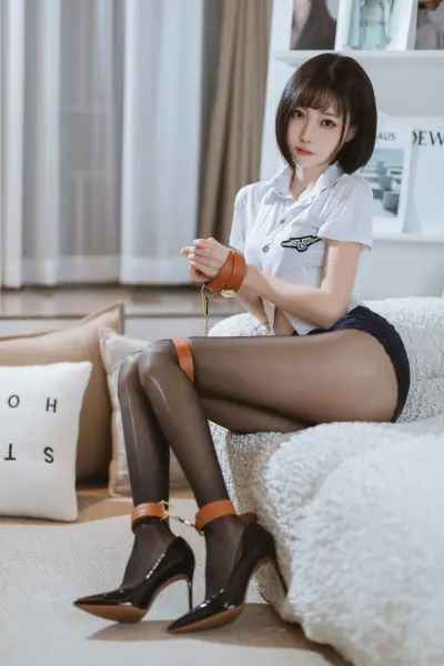 束缚黑丝