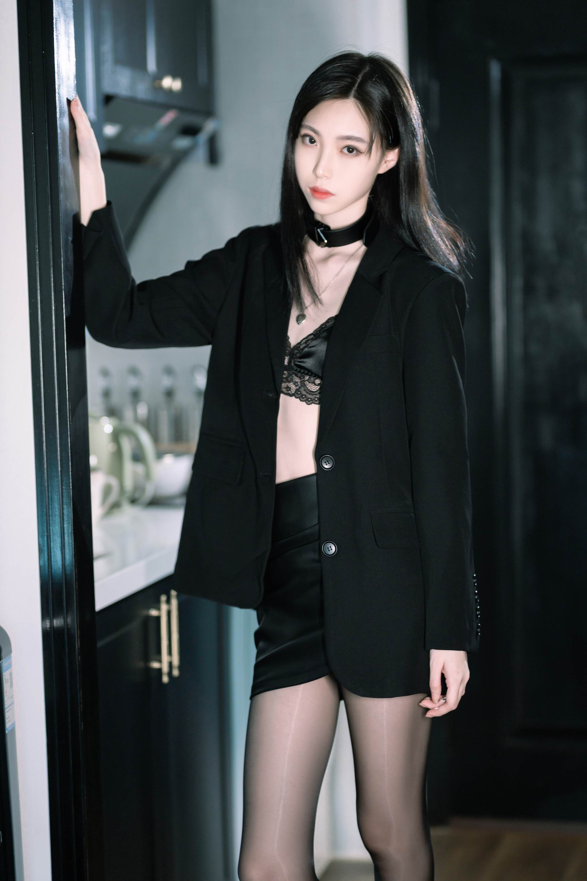 许岚LAN-黑丝西装 [40P-778MB]