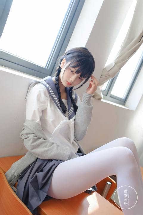 稚乖画册-晴空03 赤西夜夜 白丝双马尾jk [71P1V-1.00GB]
