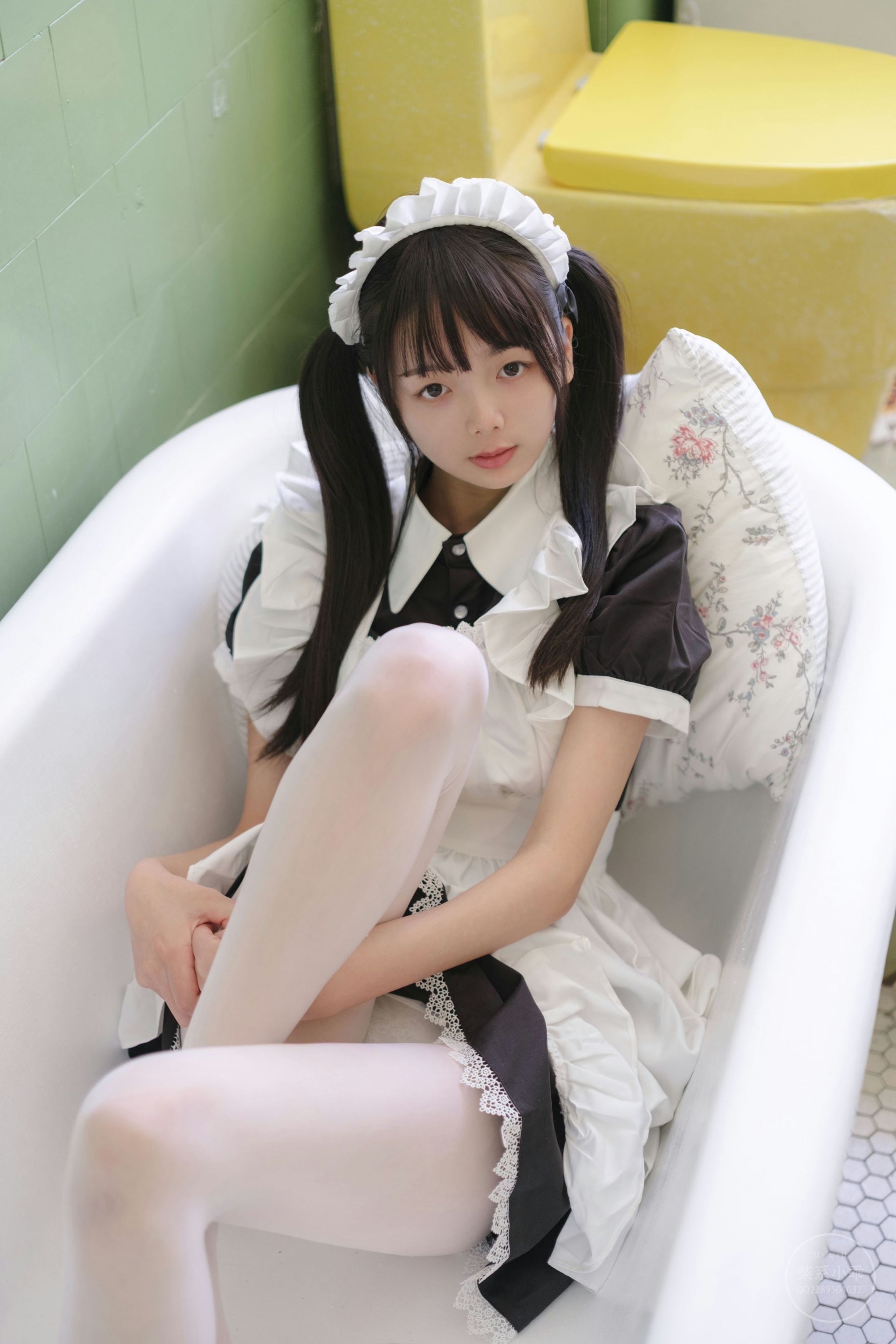 稚乖画册-夜夜女仆 白丝女仆 [100P-0.98GB]