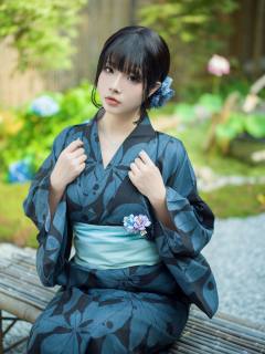 中庭之妻 [117P3V-1.71GB]