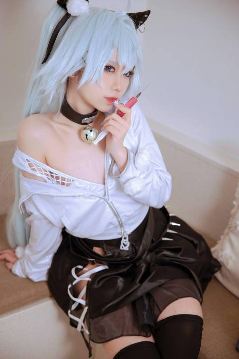 G44不会受伤-芙洛伦三套 [60P-956MB]