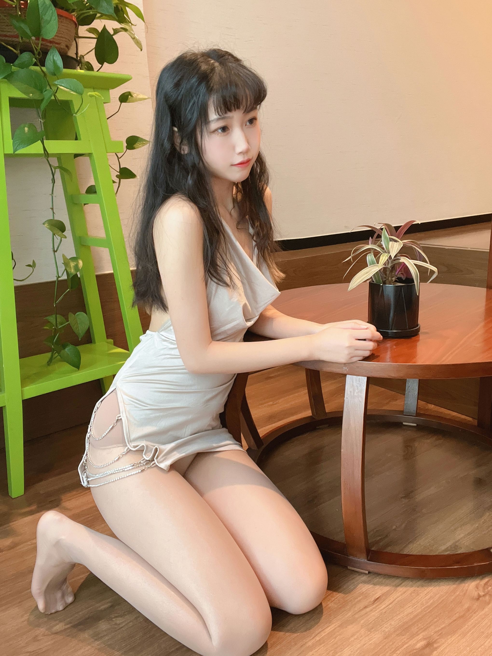 不呆猫-浴室人妻 [42P3V-1.61GB]