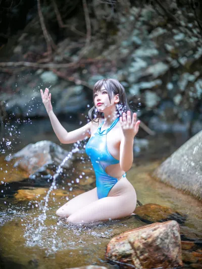 竞泳