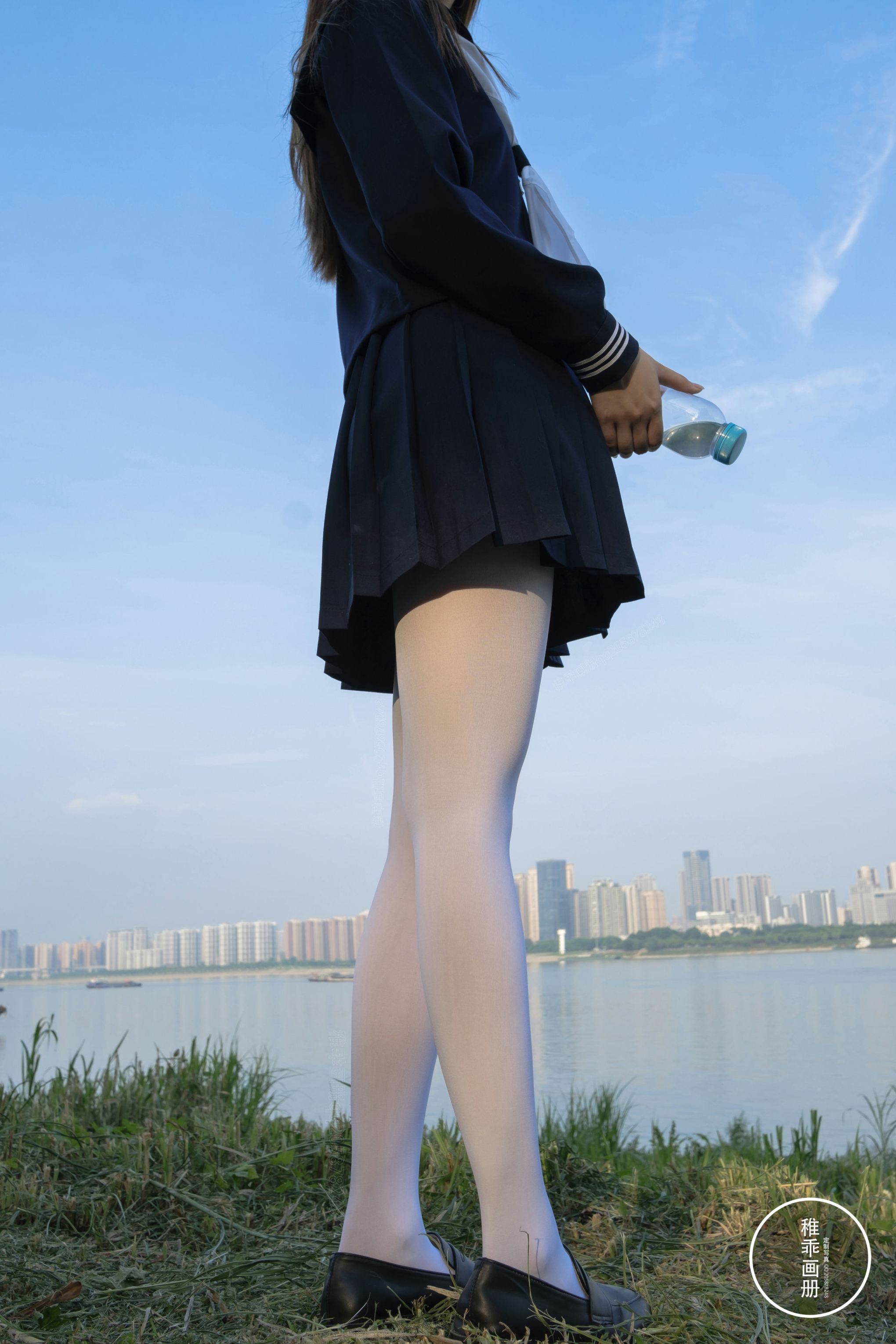 稚乖画册-生煎团团01 80d团子小木屋  [70P1V-0.99GB]