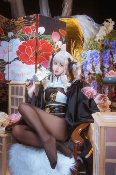 白兔和服 [18P-266MB]