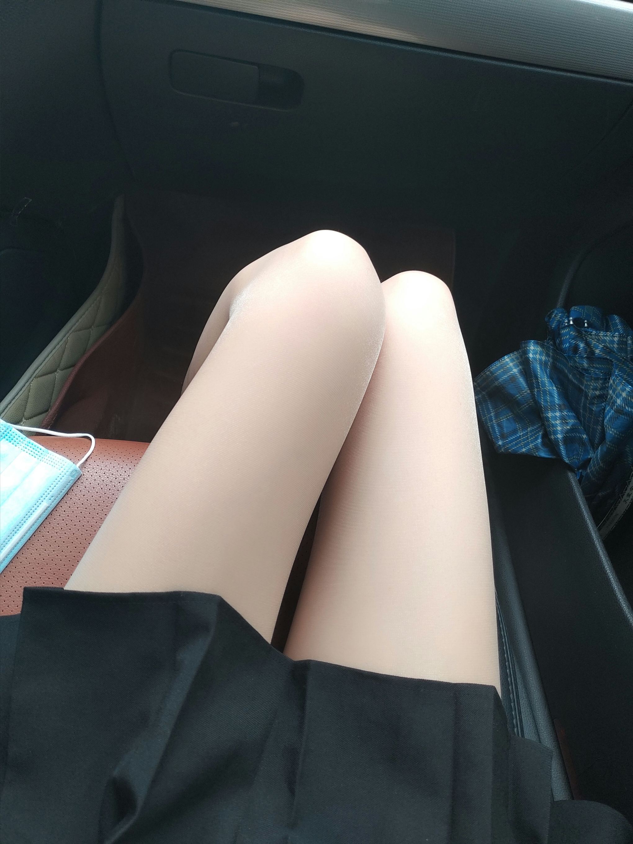 雪琪SAMA-Vol.06 肉丝连衣裙 [34P4V-399MB]