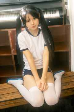 春の更衣室-体操服 [47P-469MB]