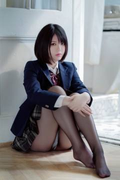 彼女の制服姿が好き [54P-84MB]
