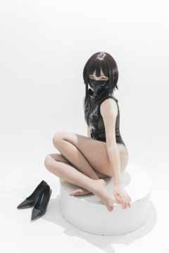 灰丝皮衣 [73P-286MB]