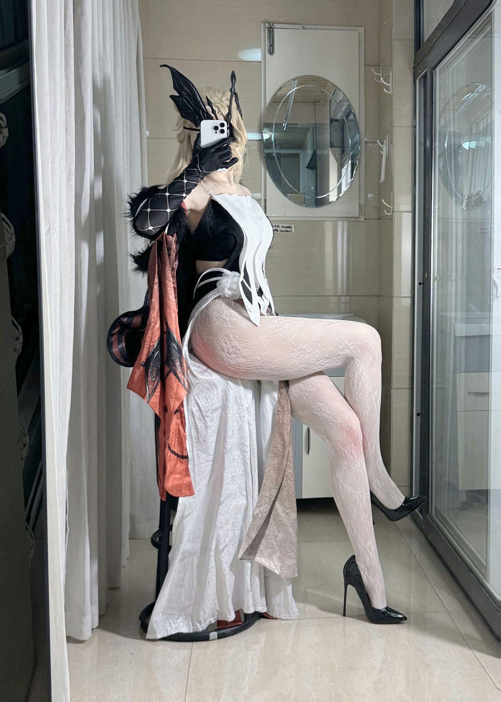 不可爱羚-原神女士cos [35P7V-1.00GB]