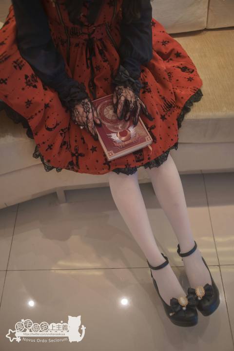 木花琳琳是勇者-Lolita Collection Vol.24 [33P1V-894MB]