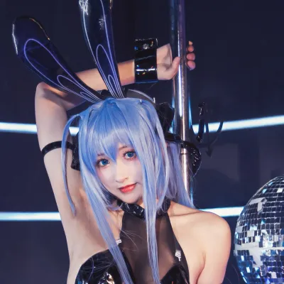 冬马路纱(Luisa_零纱)
