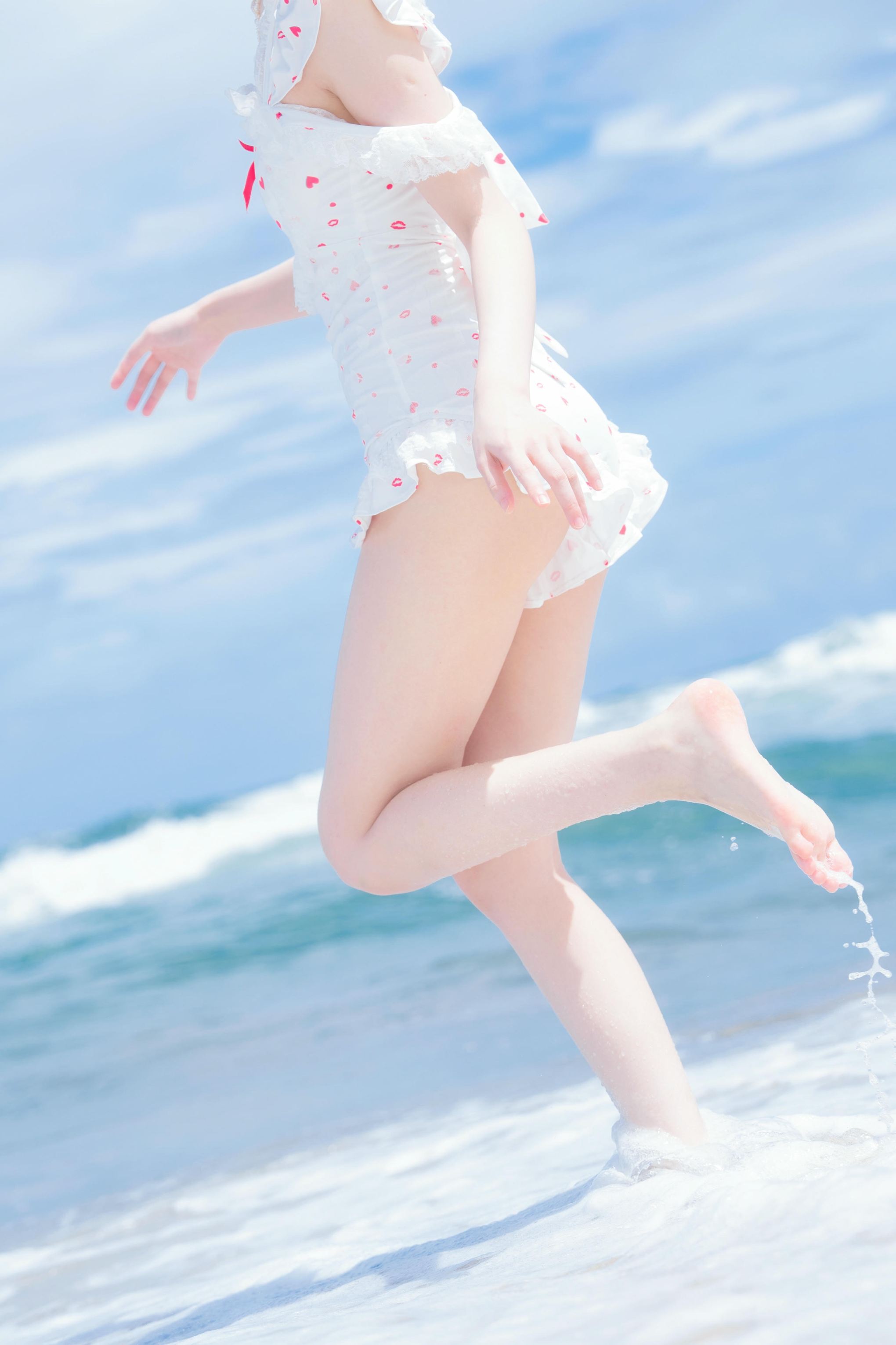 桜桃喵-雪顶冰淇淋 [17P-170MB]