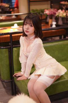 白色蕾丝情人 [56P-856MB]