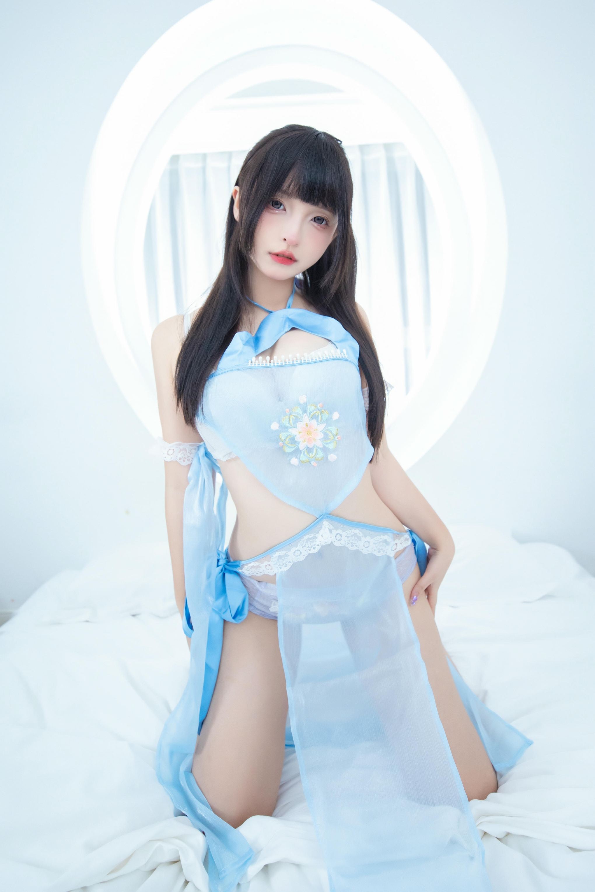 神楽坂真冬-第五季 序号35《趾间飞行》 [75P2V-259MB]