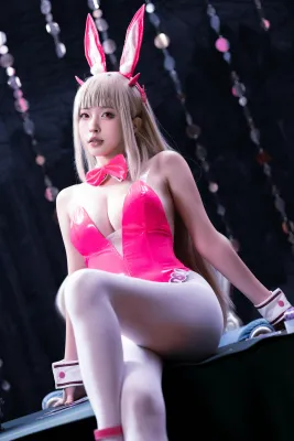 毒蛇兔女郎