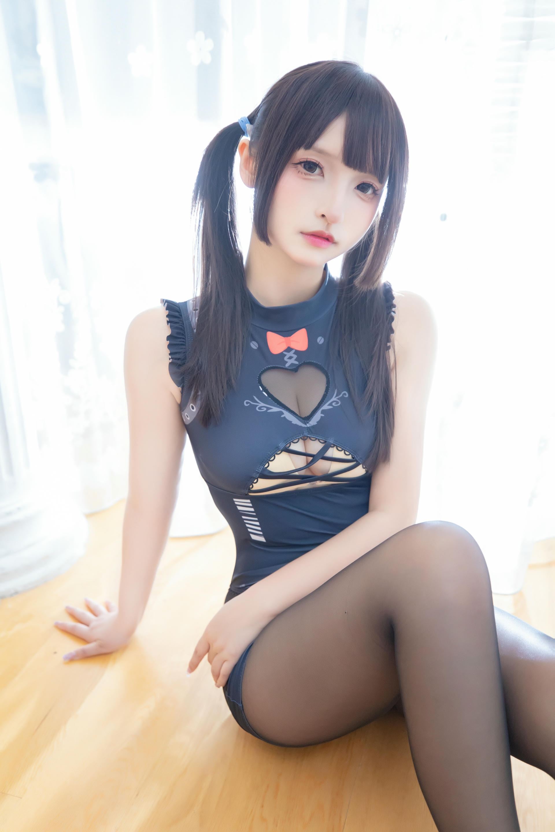 神楽坂真冬-第五季 序号23《绑带泳装》 [75P2V-230MB]