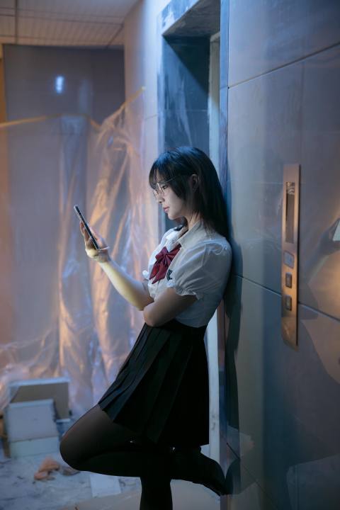 yuuhui玉汇-24年Vol.22 电梯间-尾行 [164P1V-0.95GB]