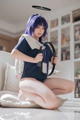 蔚蓝档案 优香体操服