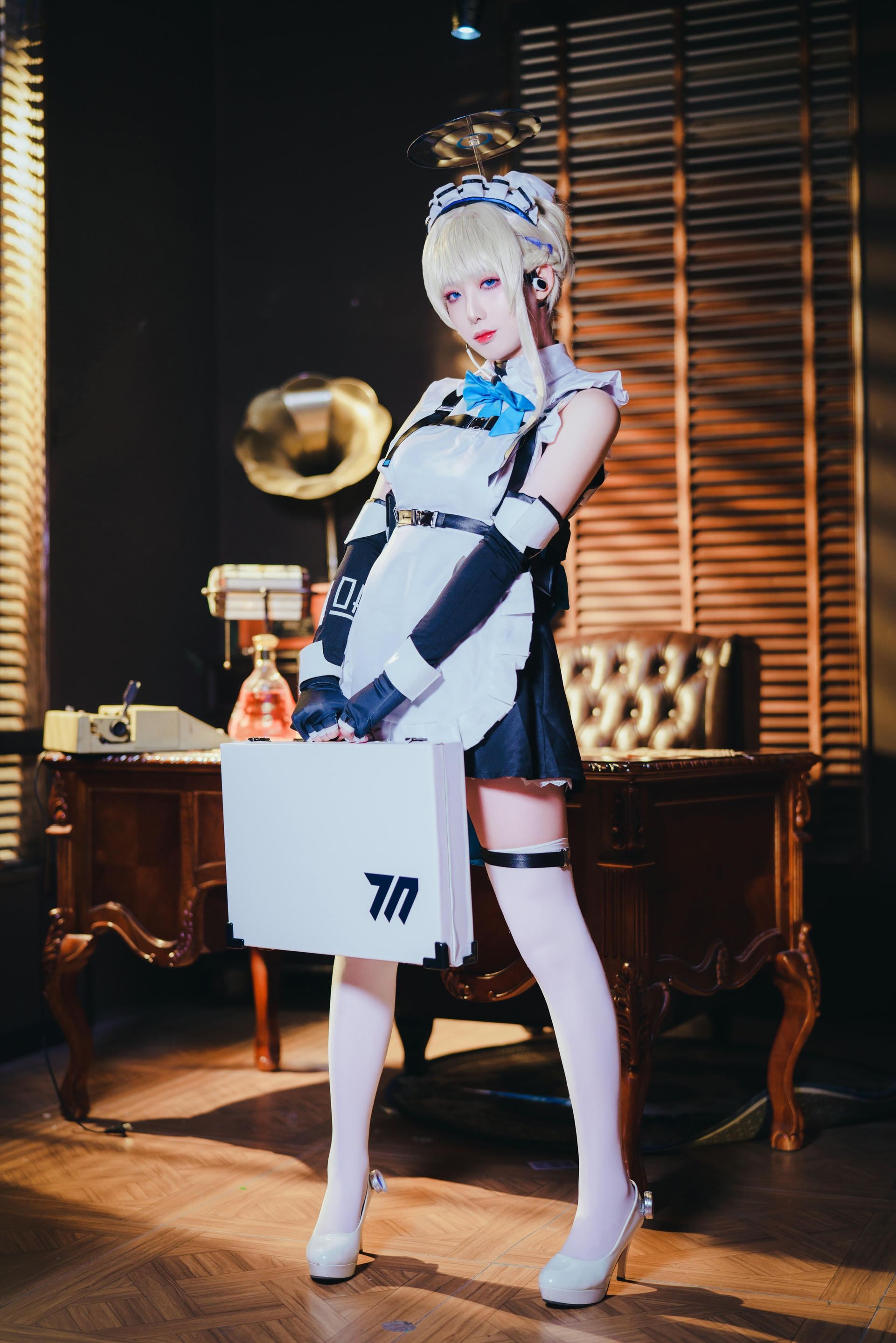 封疆疆v-飞鸟马时 女仆 [28P-312MB]