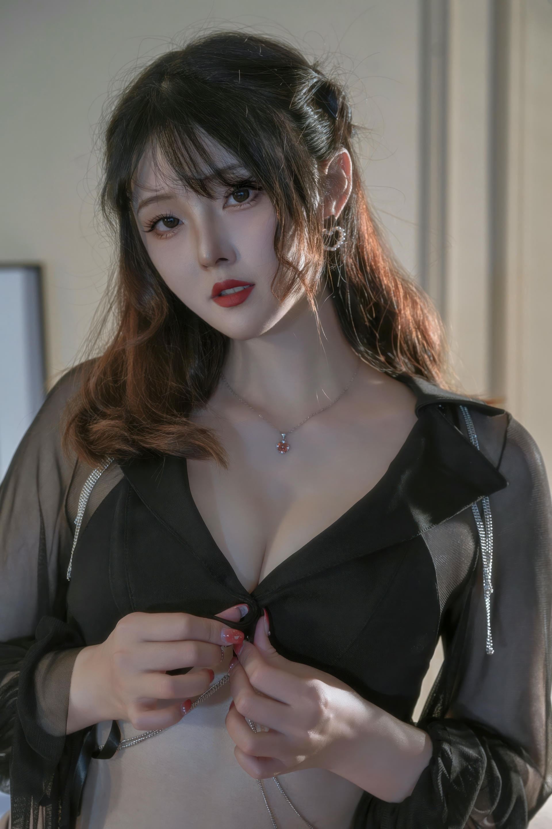 Natsuko夏夏子-朦胧OL [53P1V-733MB]