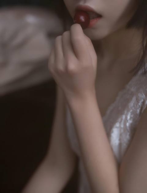 不呆猫-白月光 [53P-275MB]
