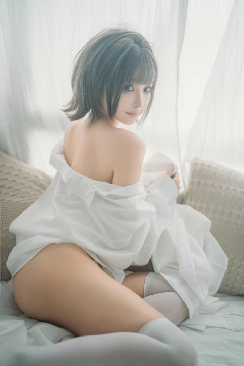 蠢沫沫-《衬衫窝》 [42P-606MB]