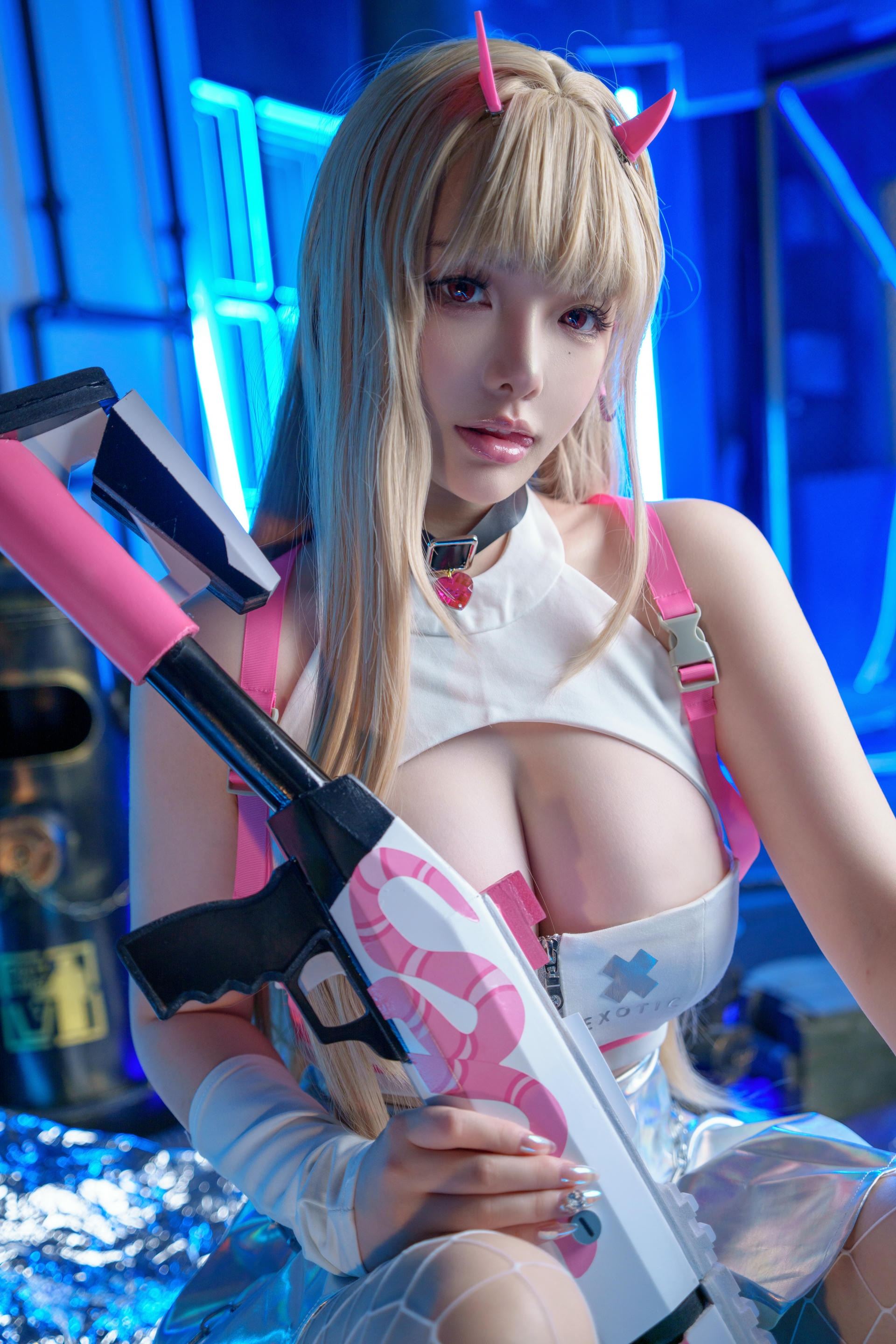 雯妹不讲道理-NIKKE 毒蛇 [36P-925MB]