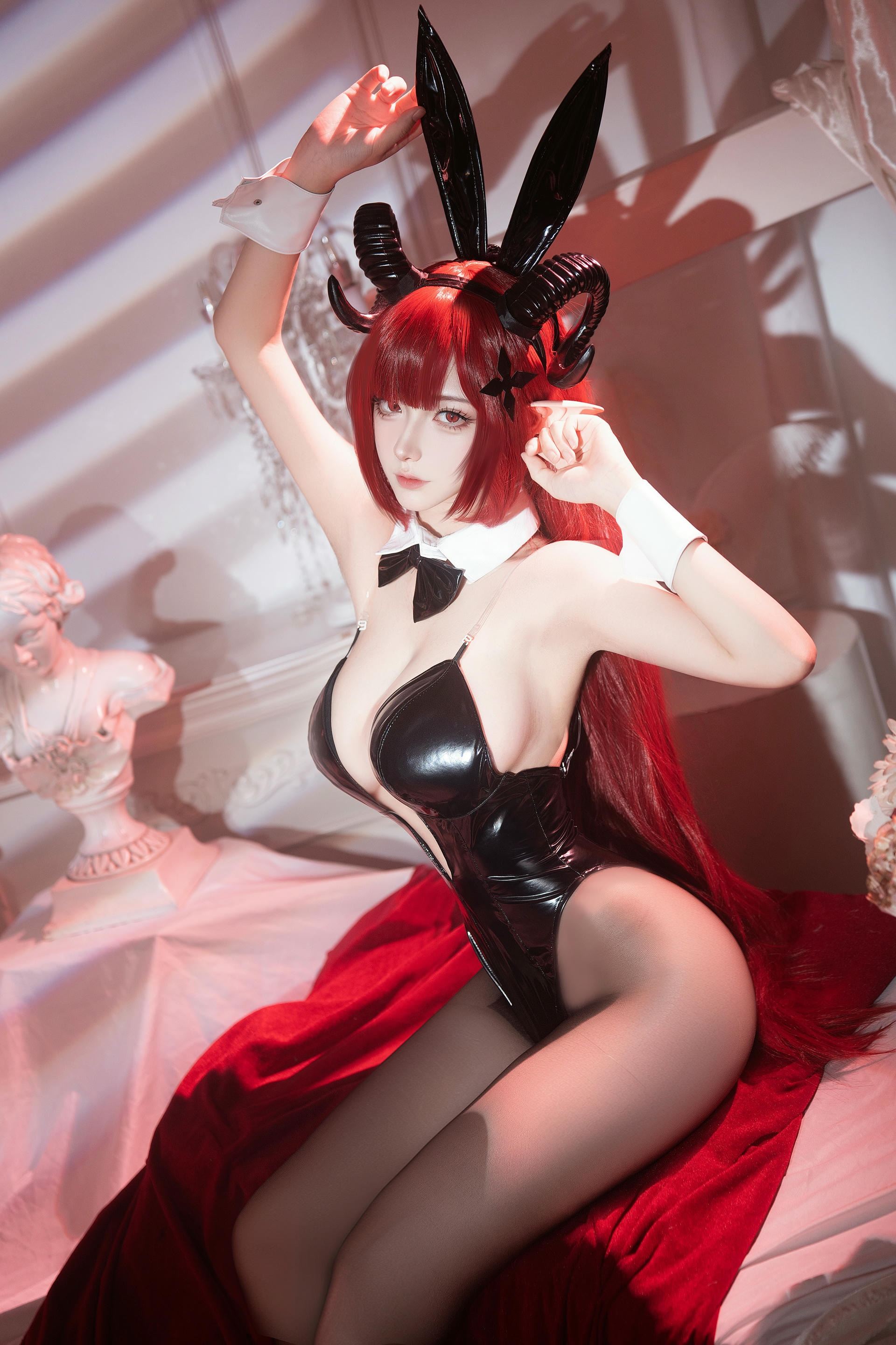 seya狮砸-碧蓝航线 兴登堡兔女郎 [12P-202MB]