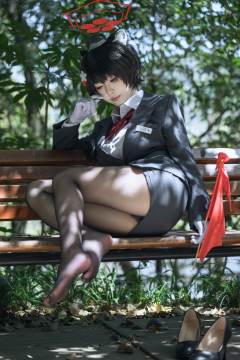 蔚蓝档案 春日椿导游 [32P-210MB]