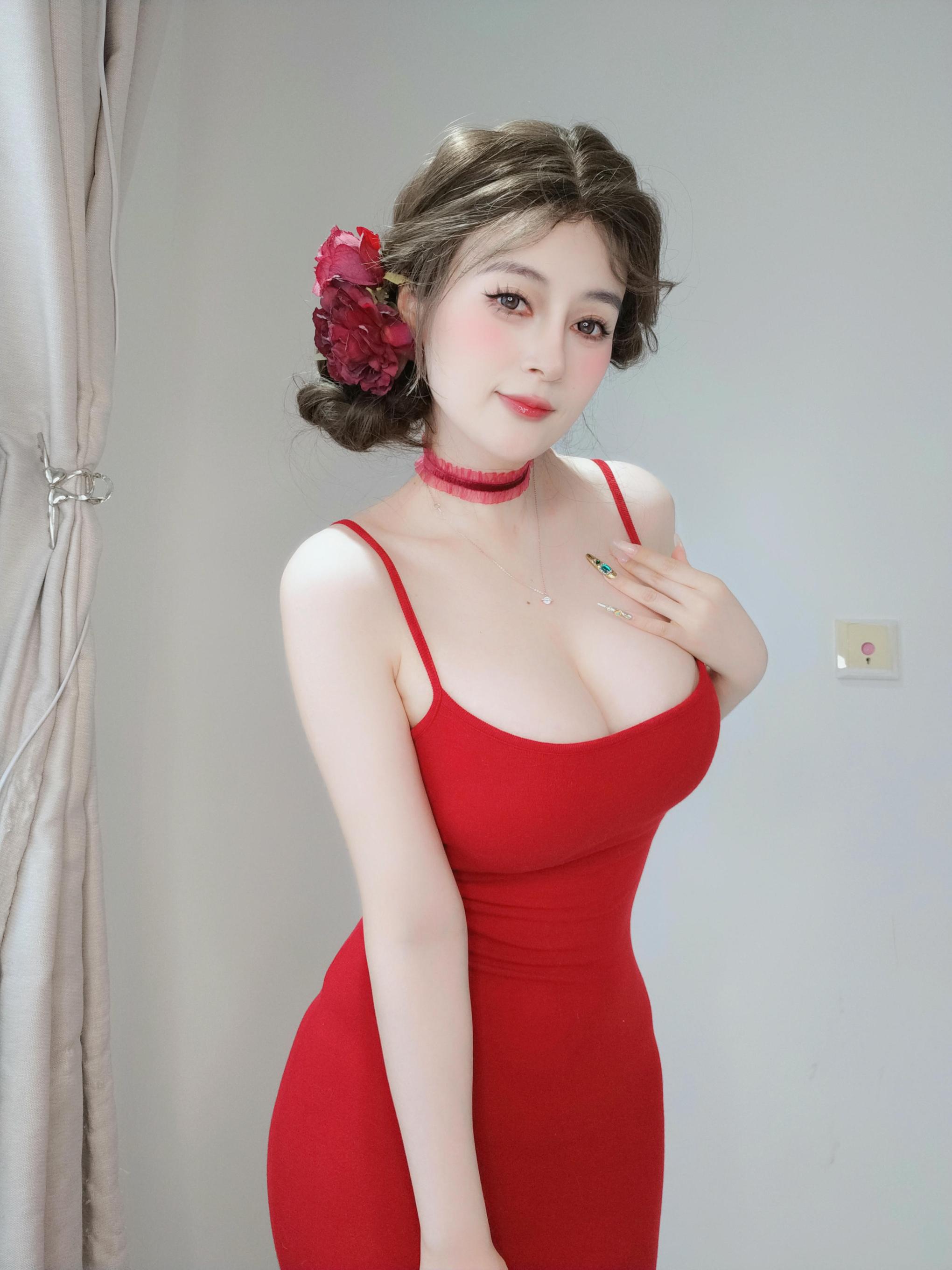 白银81-2024年08月 Fantia 会员订阅合集 [94P-441MB]