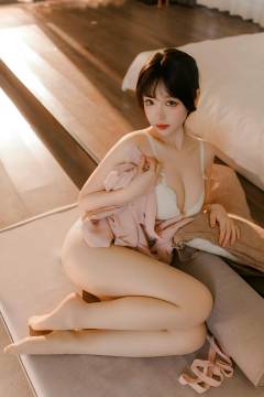 肉丝通勤OL [71P1V-1.37GB]