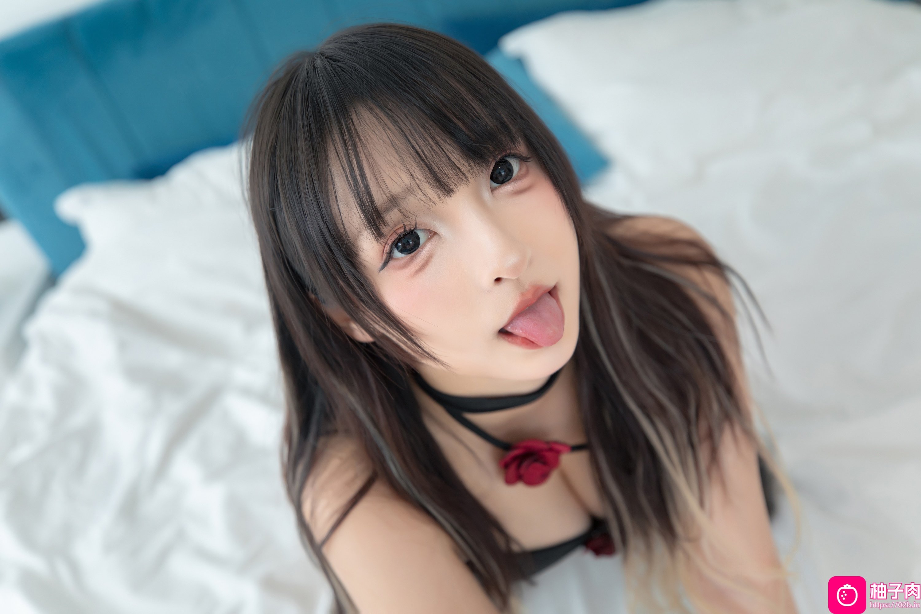  5-71黑丝午夜玫瑰 [75P2V-335MB]