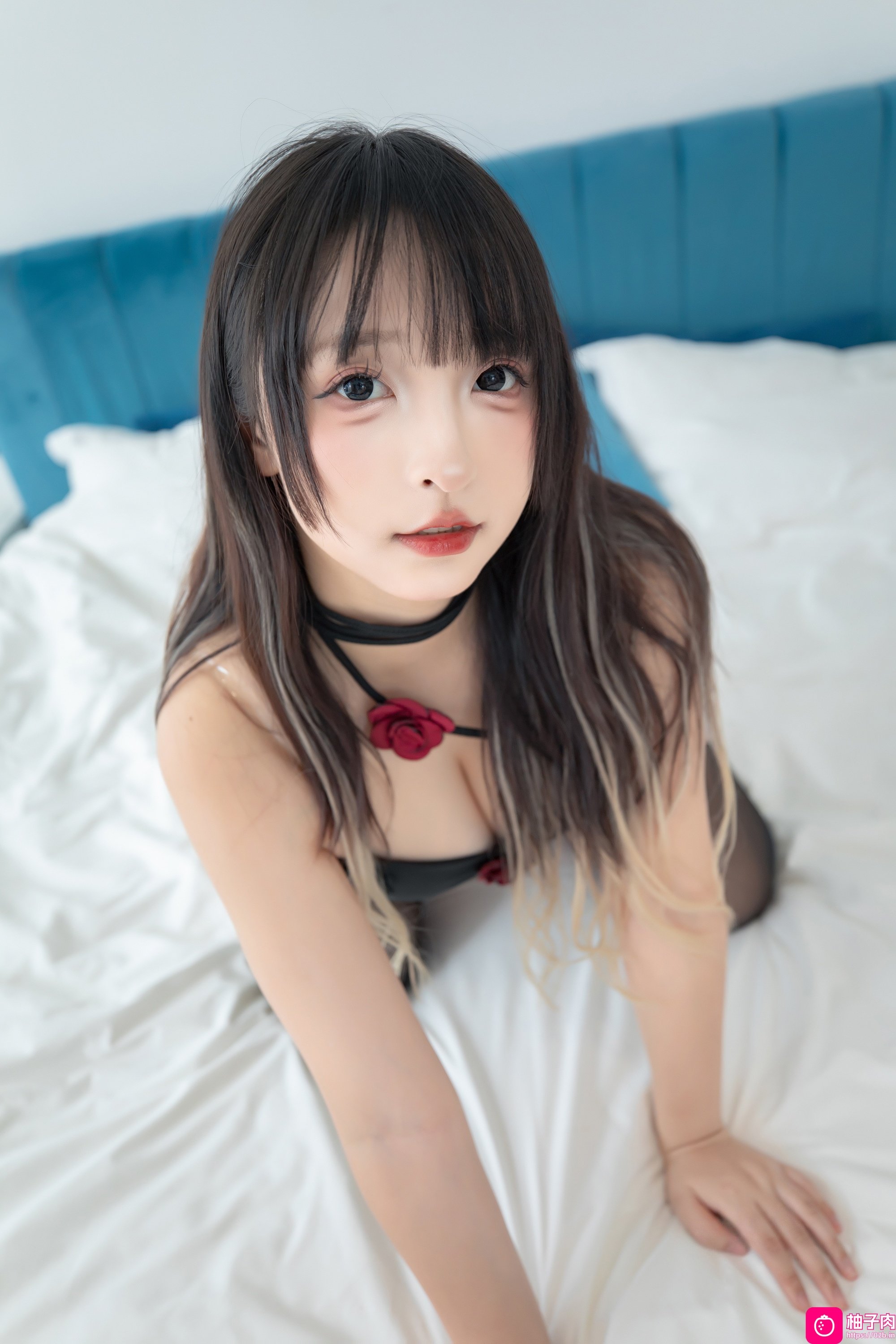  5-71黑丝午夜玫瑰 [75P2V-335MB]