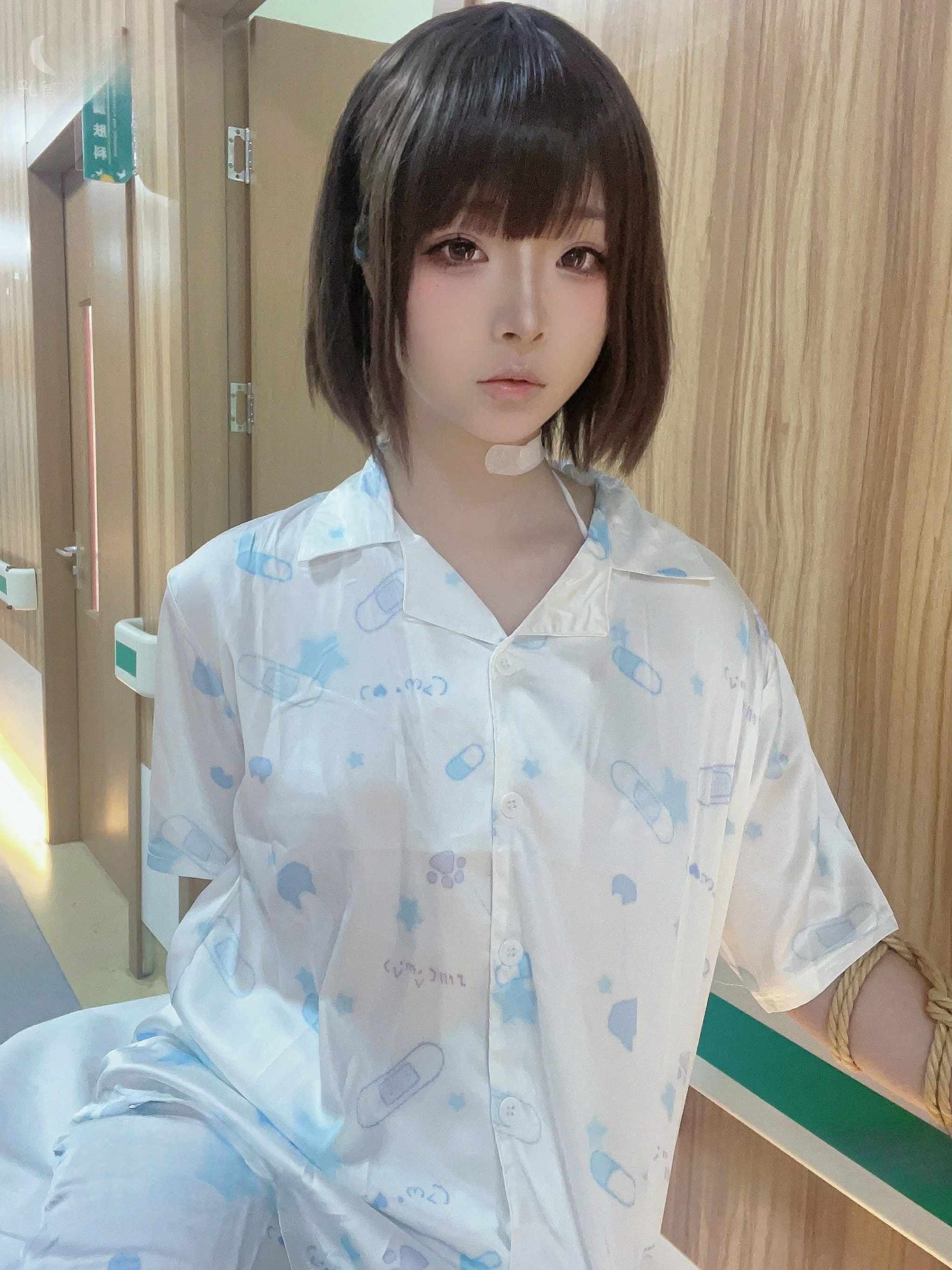 生病的妹妹 [37P2V-234MB]